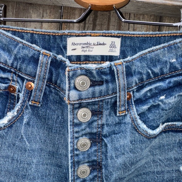Abercrombie & Fitch The Skinny High Rise Jeans Size 23 - Picture 3 of 11